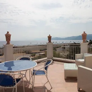 Yachting Club Mare Hotel